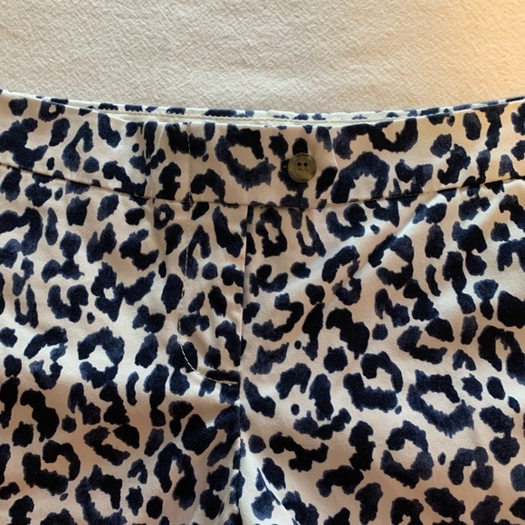 J. Crew shorts ladies navy blue & white leopard print Shorty shorts Size 4 - Picture 2 of 7